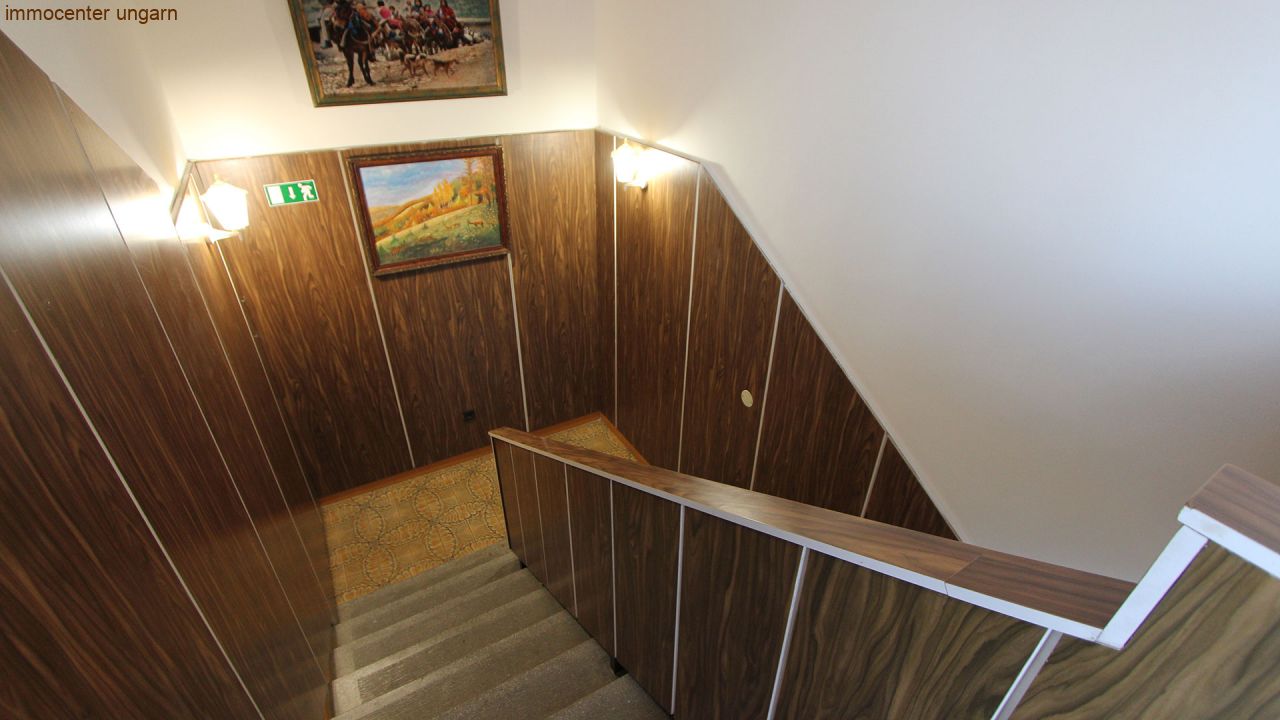 (AAA) Gepflegtes 8 Zimmer Gästehaus in Seenähe (44066)