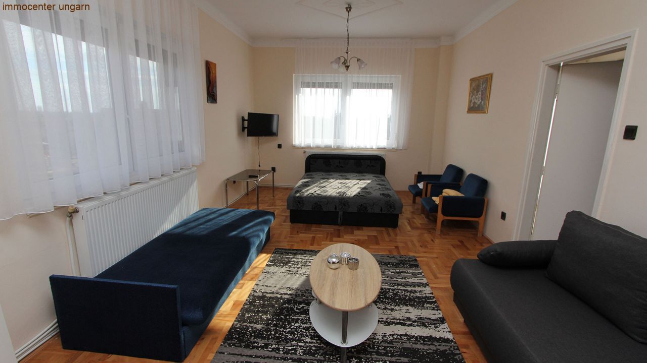 (AAA) Gepflegtes 8 Zimmer Gästehaus in Seenähe (44066)
