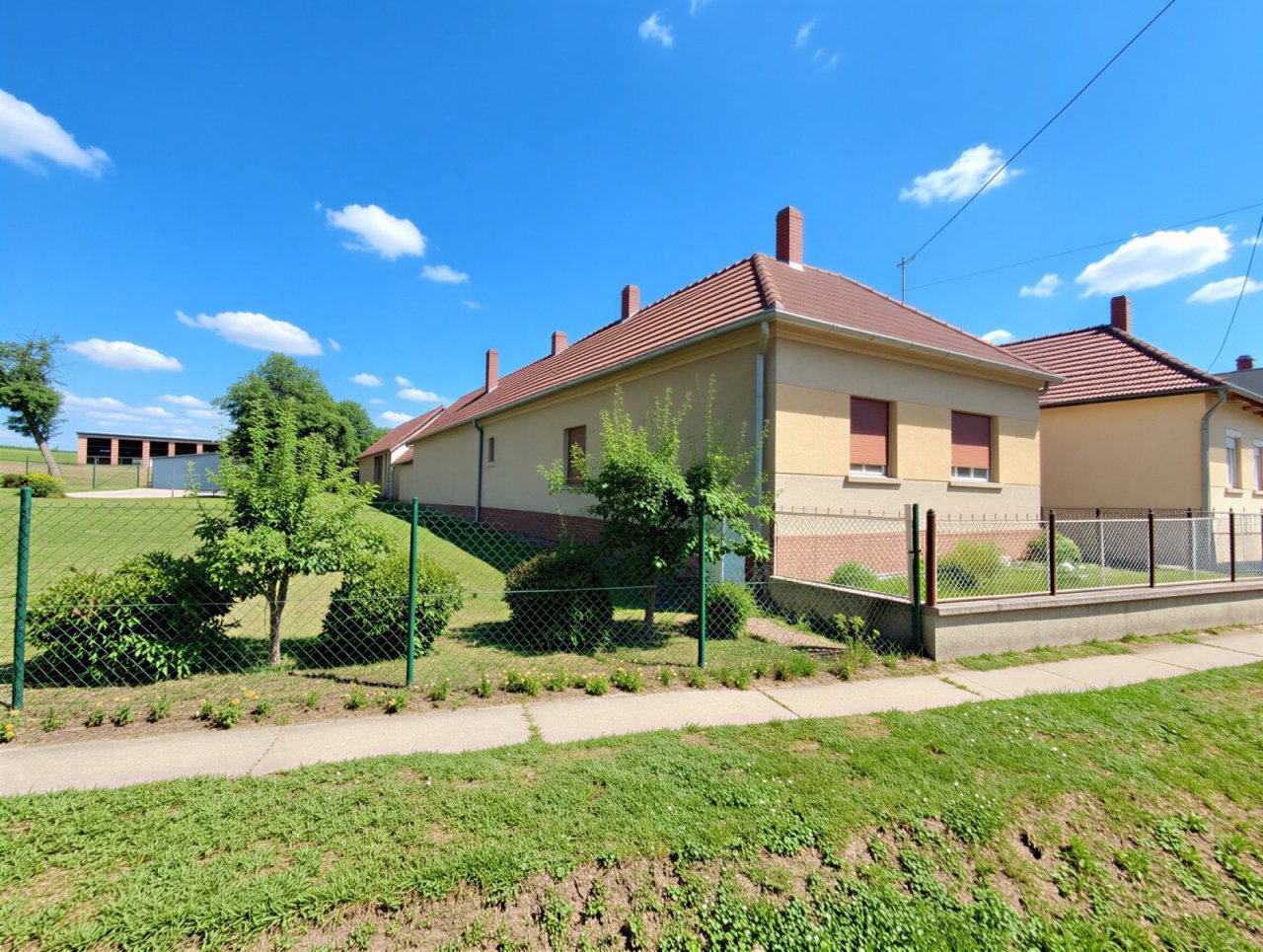 (BBA) Traditonelles Bauernhaus zum günstigen Preis (MW50711)
