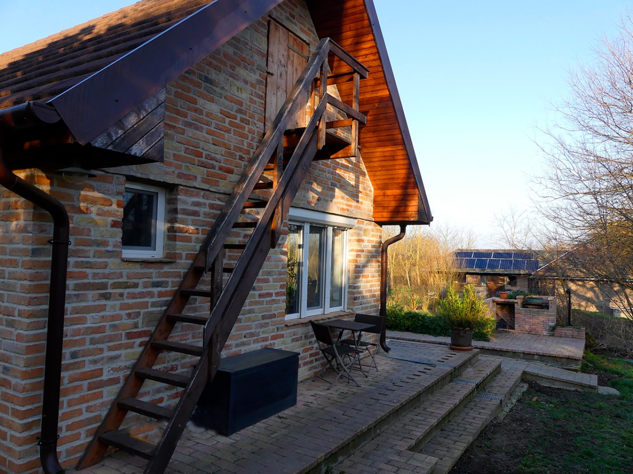 (AAA) Wunderschön renoviertes, einzigartiges Landhaus mit Nebengebäude (FB0506)