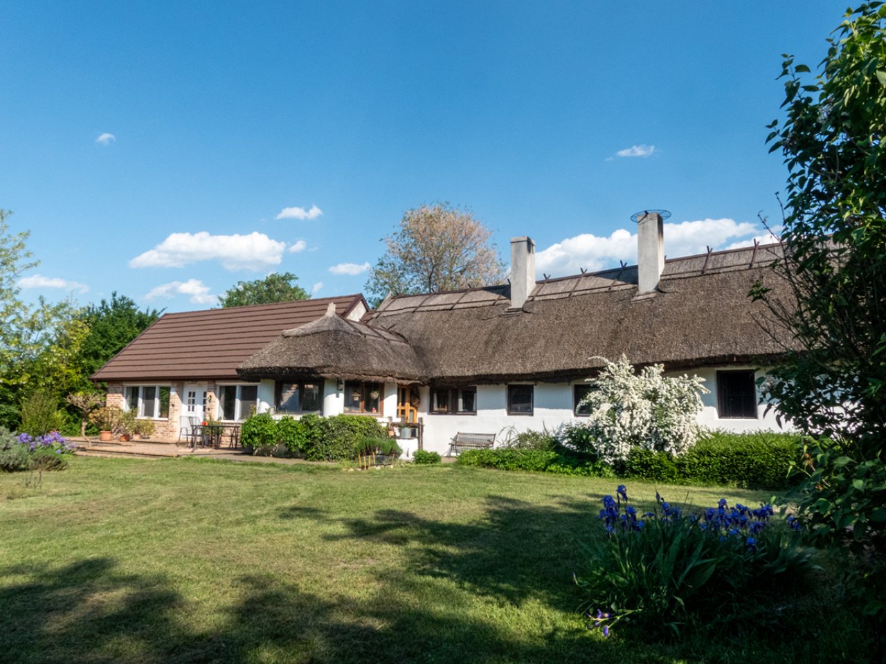 (AAA) Wunderschön renoviertes, einzigartiges Landhaus mit Nebengebäude (FB0506)