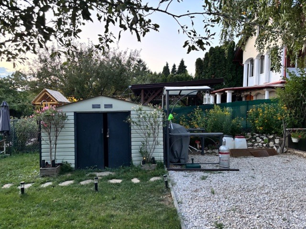 (AAA) Familienhaus in einer ruhigen Straße mit Panorama auf Héviz (KK044-2)