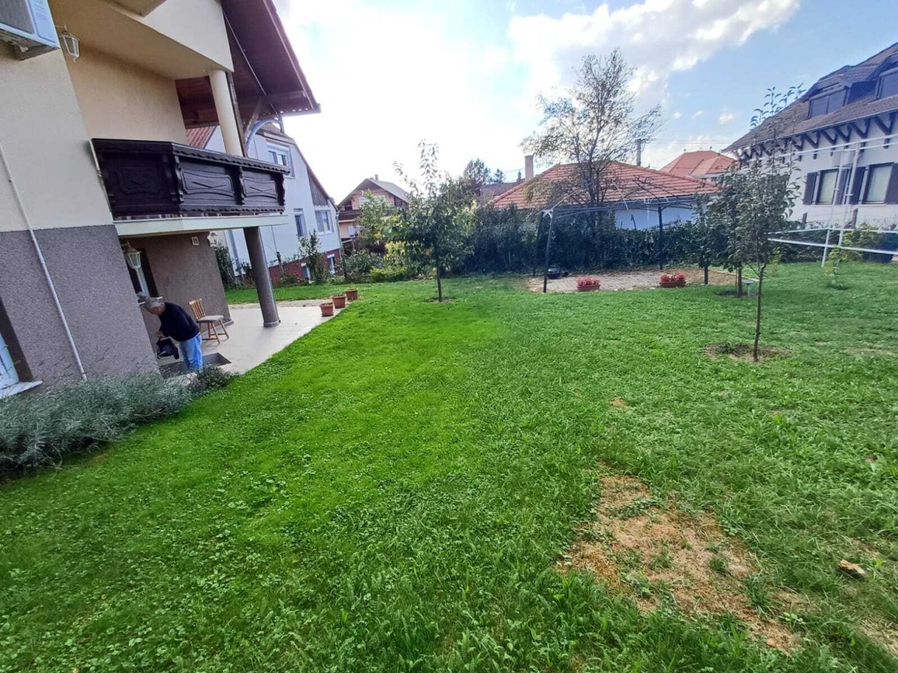 (AAA) Renditeobjekt: Mehrfamilienhaus mit 5 Wohnungen im weltberühmten Thermalbad (KE09)