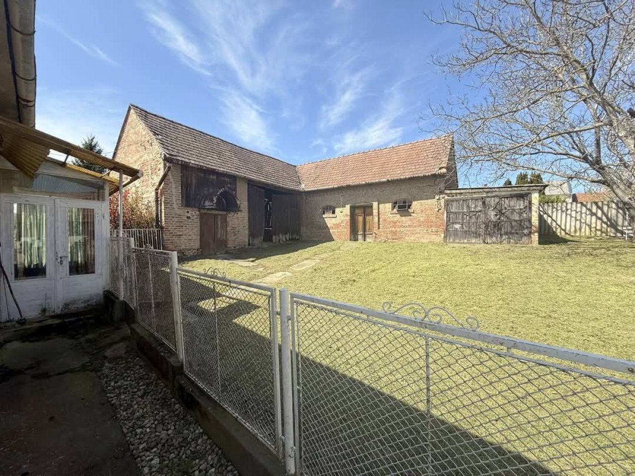 (ABA) Schnäppchen in Westungarn, große Scheune dabei (FB1869-2)