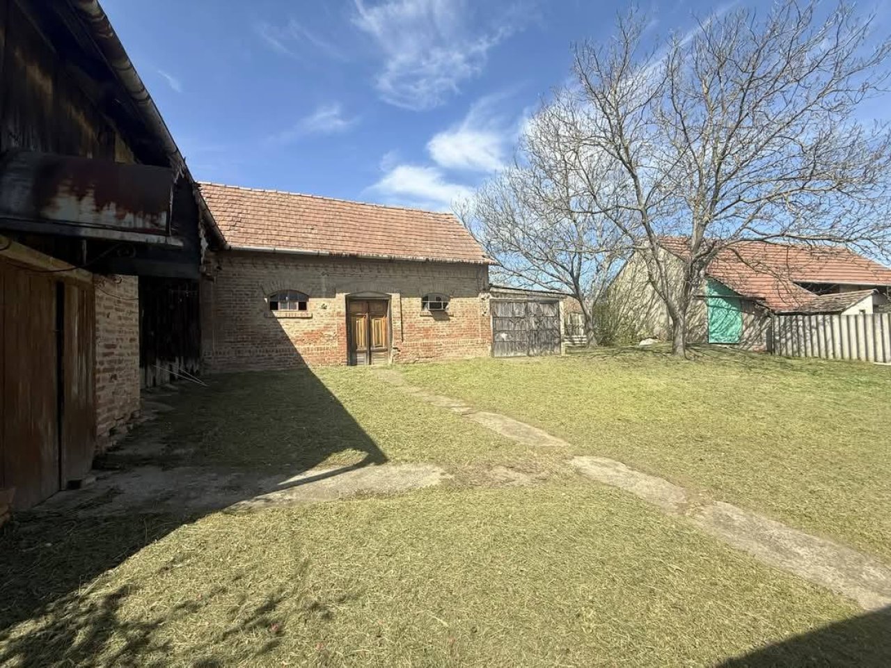 (ABA) Schnäppchen in Westungarn, große Scheune dabei (FB1869-2)