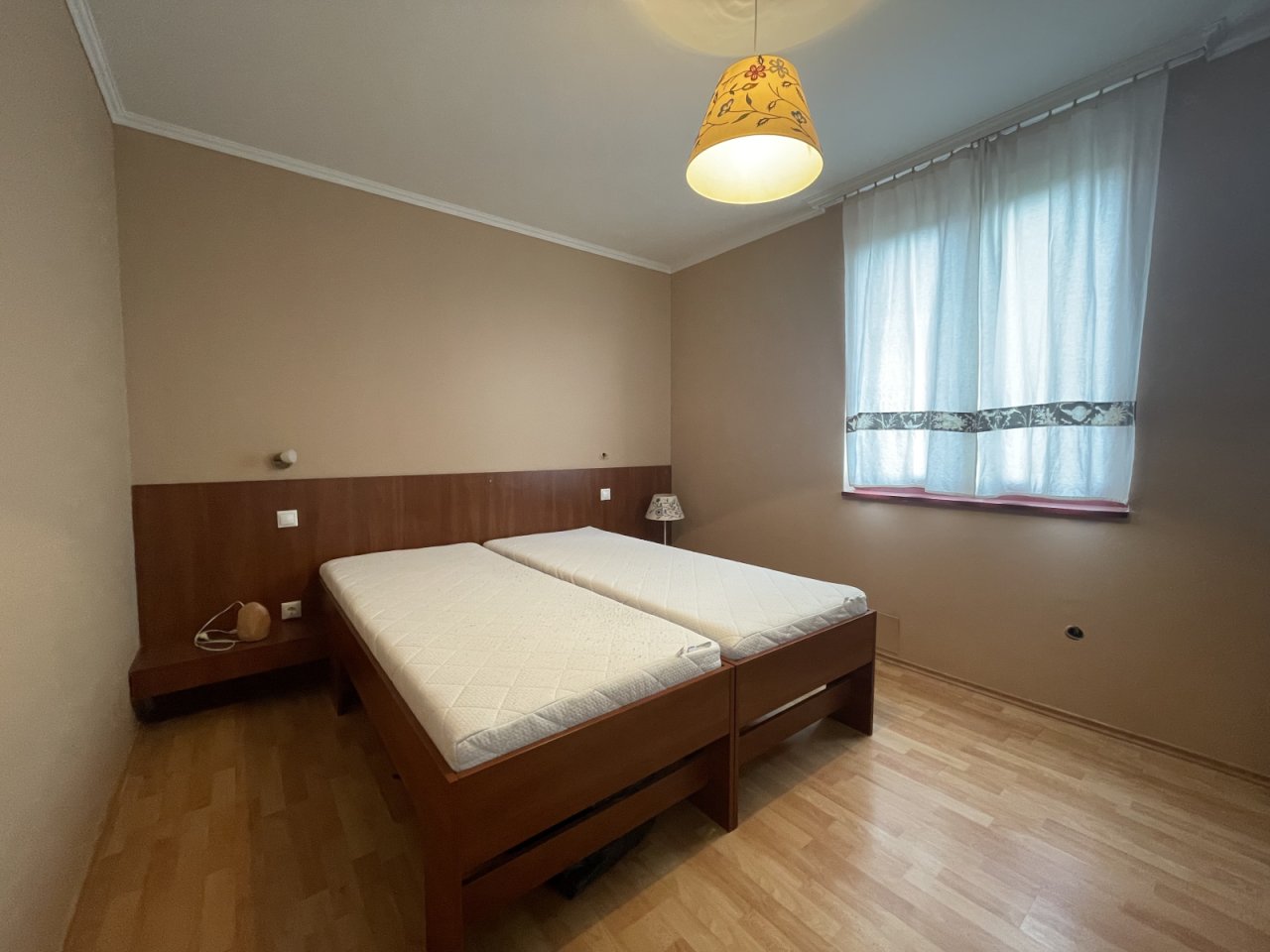 (AAA) Gemütliche Wohnung mit Weitblick über den Kurort Kehida (KEC09)