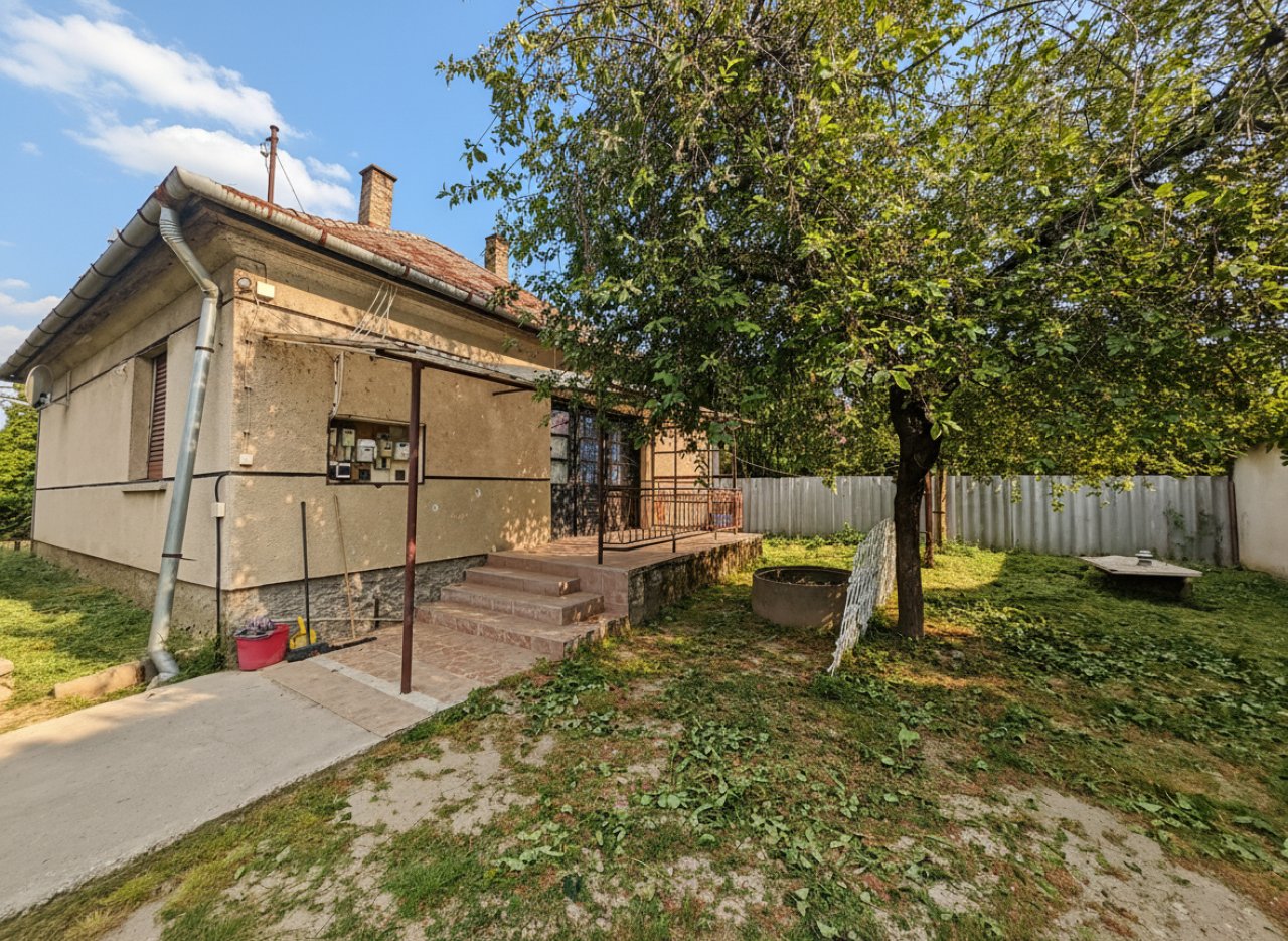 (BCA) Sanierungsbedürftiges  Haus in ruhiger Umgebung (BB1901)