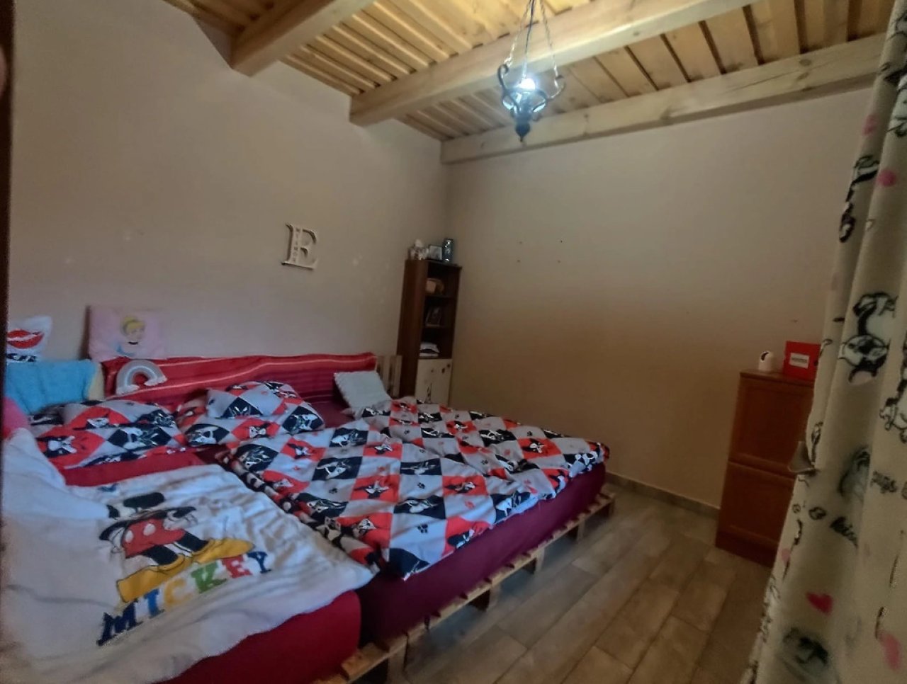 (BAA) Zweigenerationen-Familienhaus mit großem Grundstück bei Österreich (RV0518)
