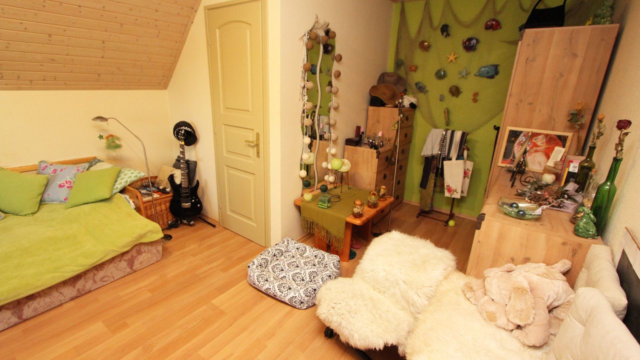 (AAB) Ruhig und trotzdem zentral gelegenes Familienheim in Héviz (11748)