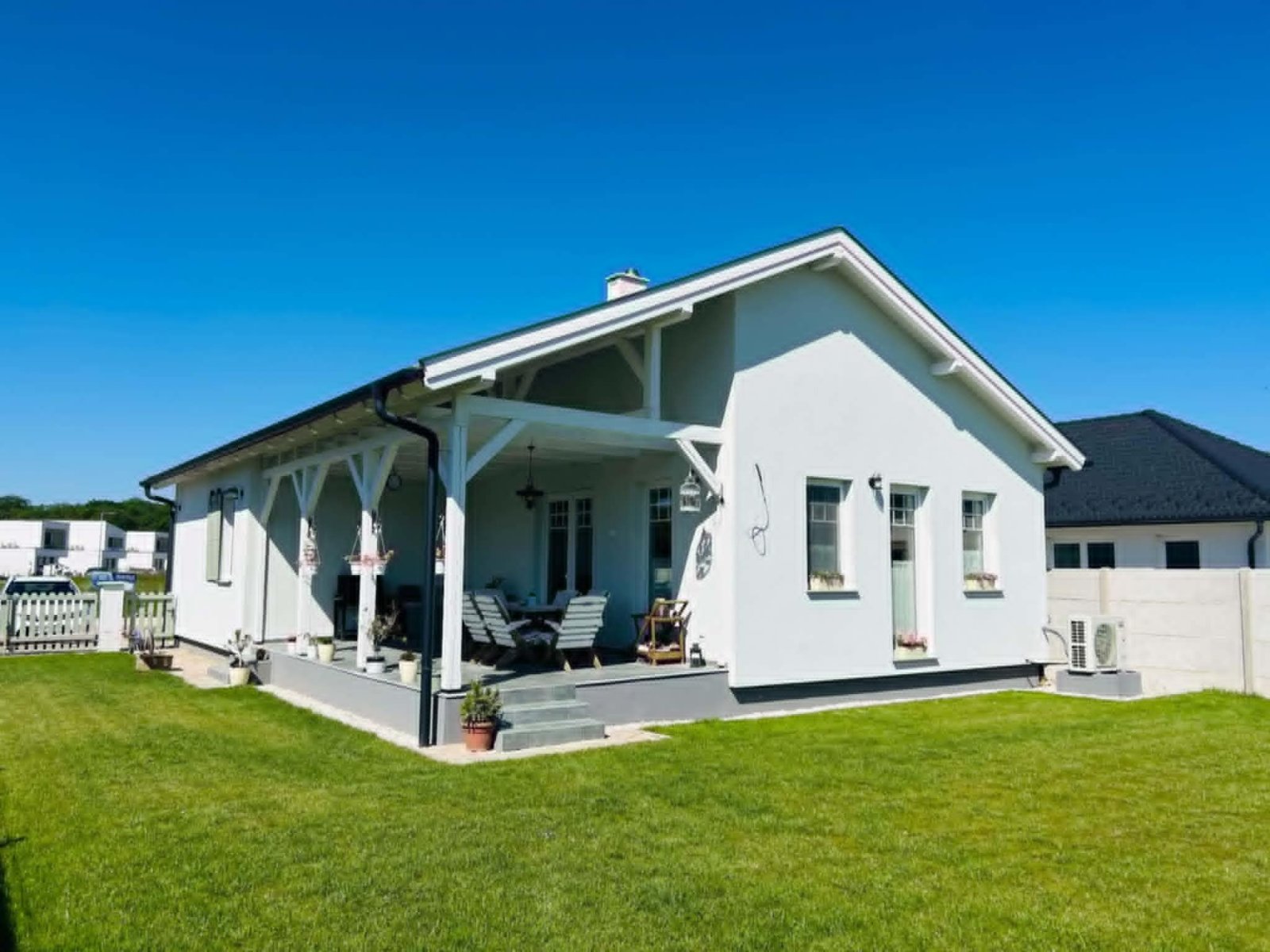 (AAA) Neuwertiges Landhaus mit Thermalwasser !! inmitten von Wäldern & Donaunähe (FB3436)