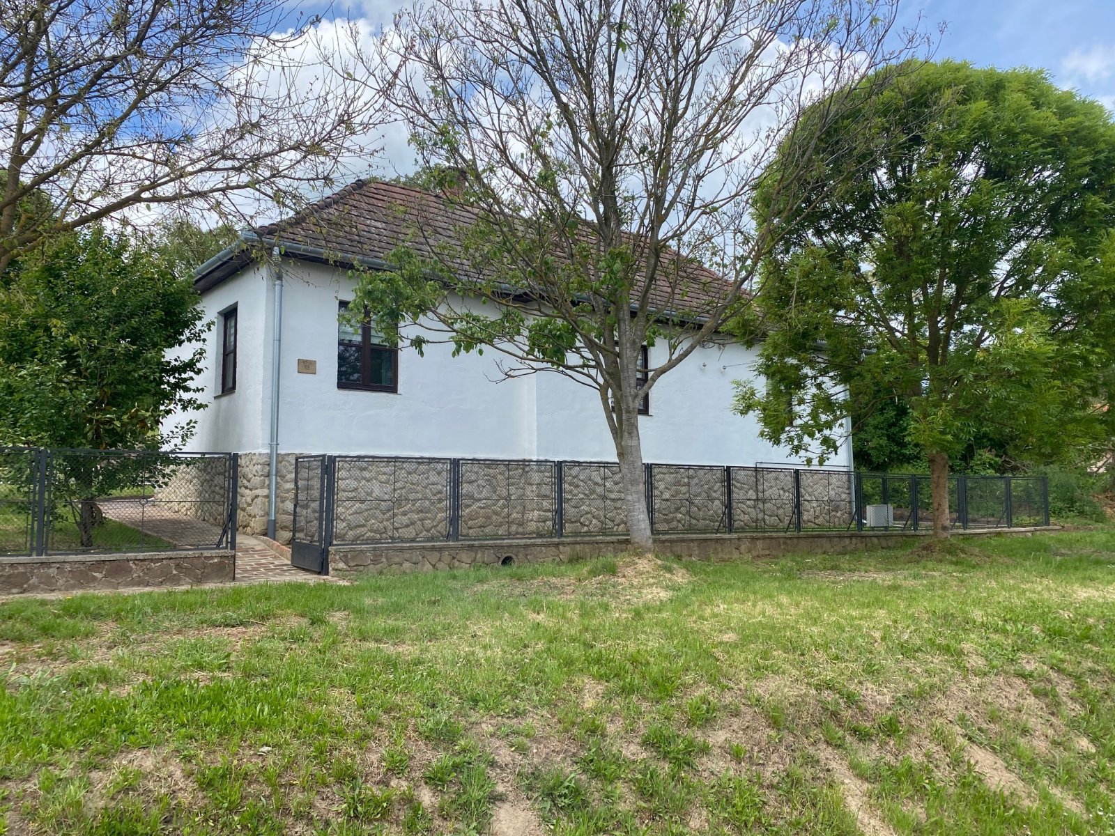 (BAA) Renoviertes Einfamilienhaus in ruhiger, naturnaher Lage