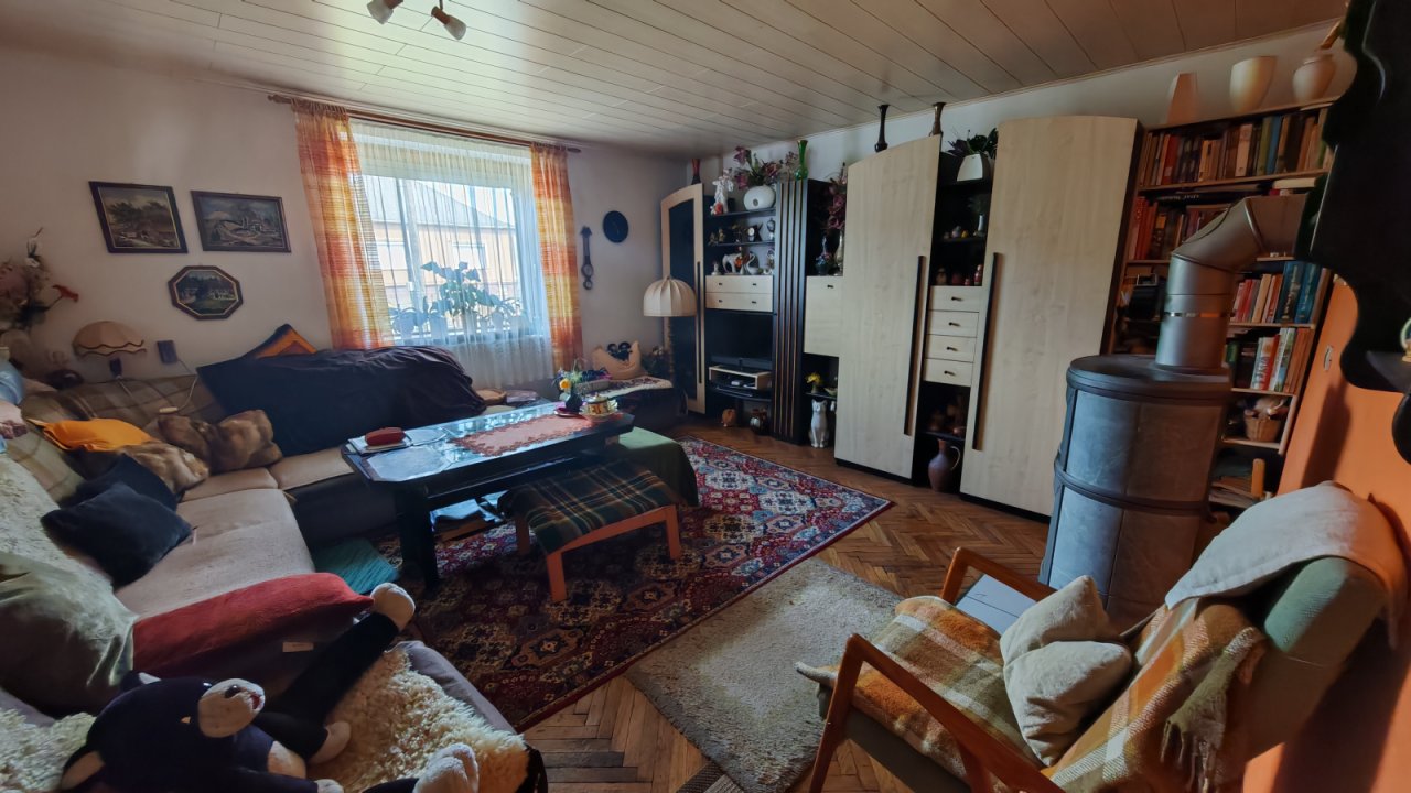 (BAA) Landhaus in ruhiger Lage mit sehr schönem Grundstück (MW1015)