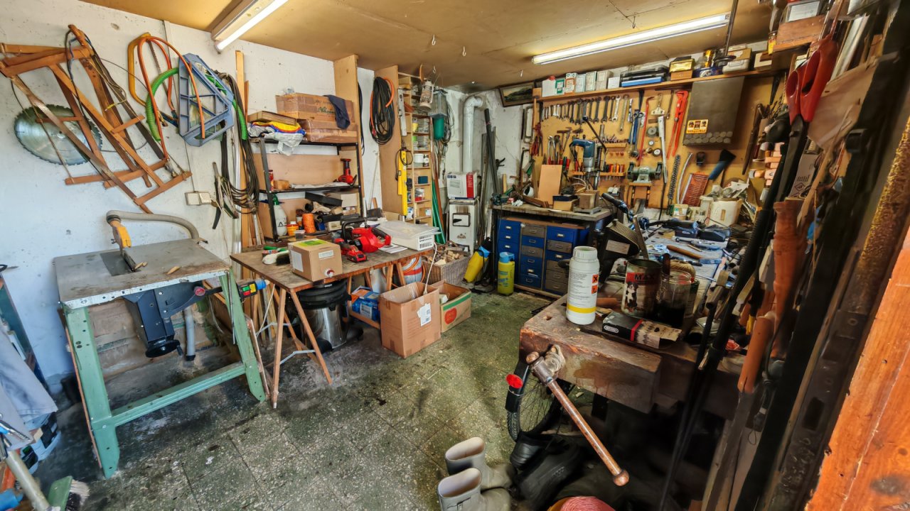(BAA) Landhaus in ruhiger Lage mit sehr schönem Grundstück (MW1015)