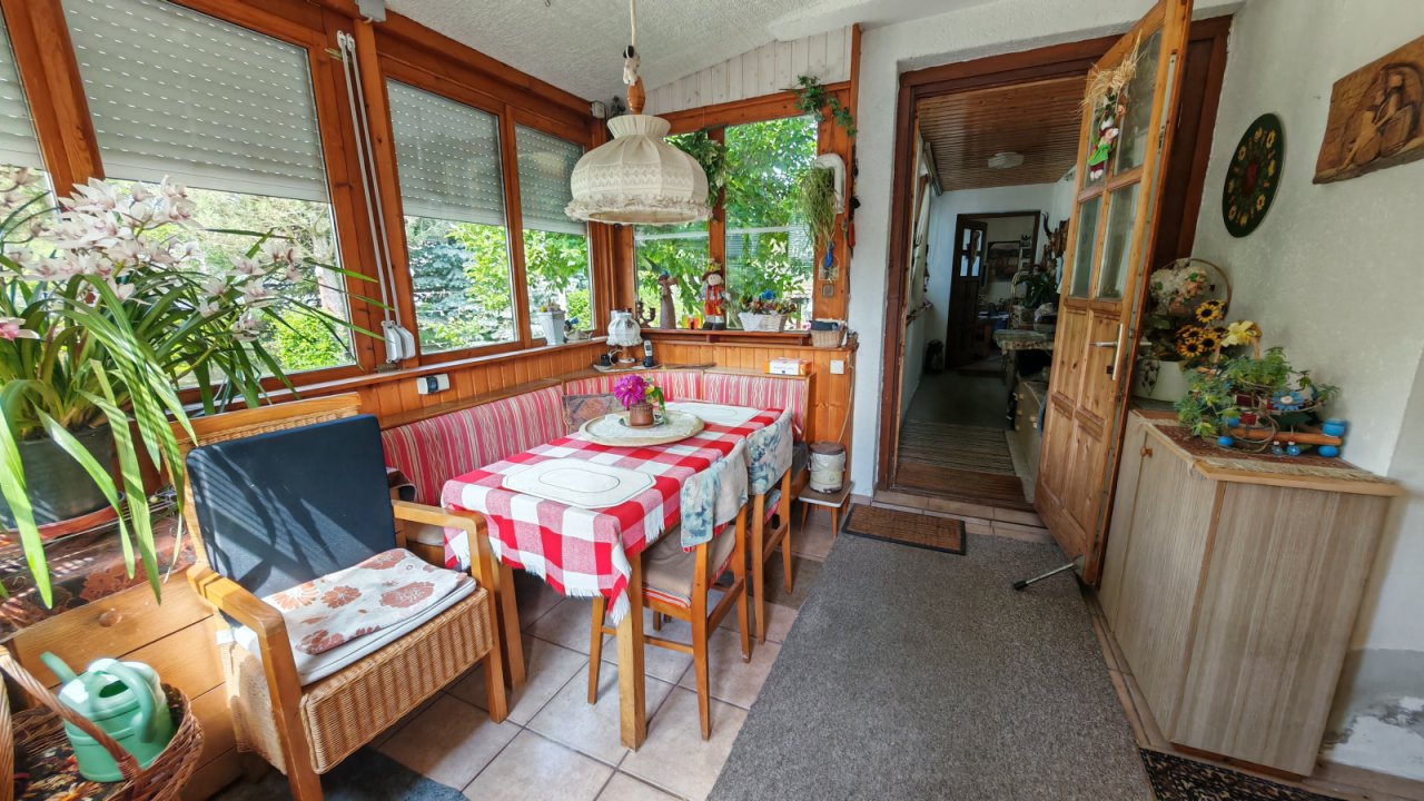 (BAA) Landhaus in ruhiger Lage mit sehr schönem Grundstück (MW1015)