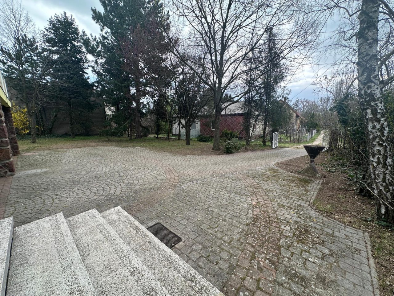 (ABA) Einfamilienhaus am berühmten Nordufer des Balatons (NYV6058)