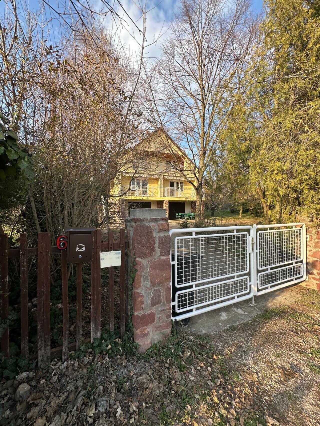 (ABA) Einfamilienhaus am berühmten Nordufer des Balatons (NYV6058)