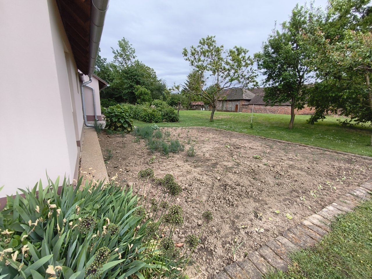 (BAA) Top-Landhaus &amp; großes Grundstück in ruhiger Lage (KK0452)