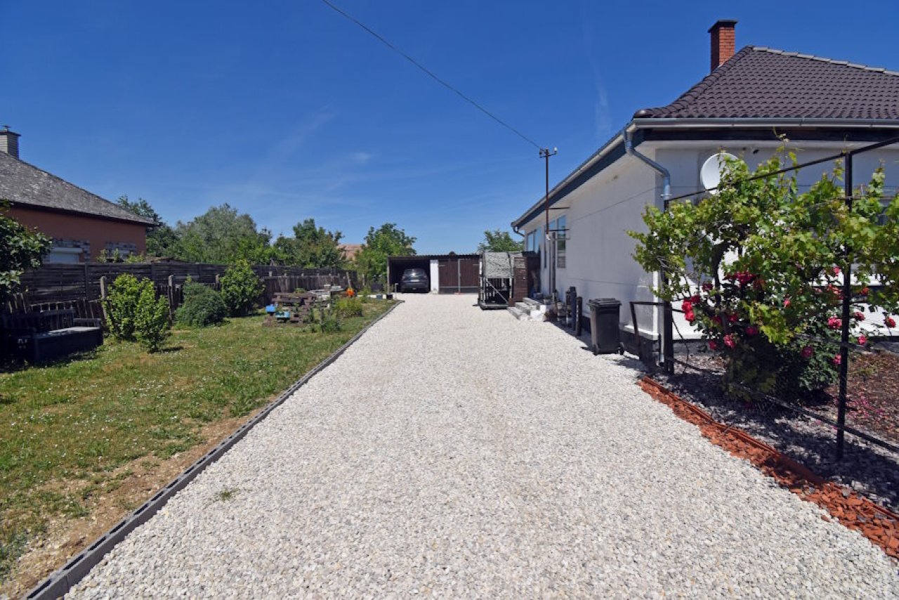 (BAA) Renoviertes Einfamilienhaus in ruhiger, naturnaher Lage (FER2040)