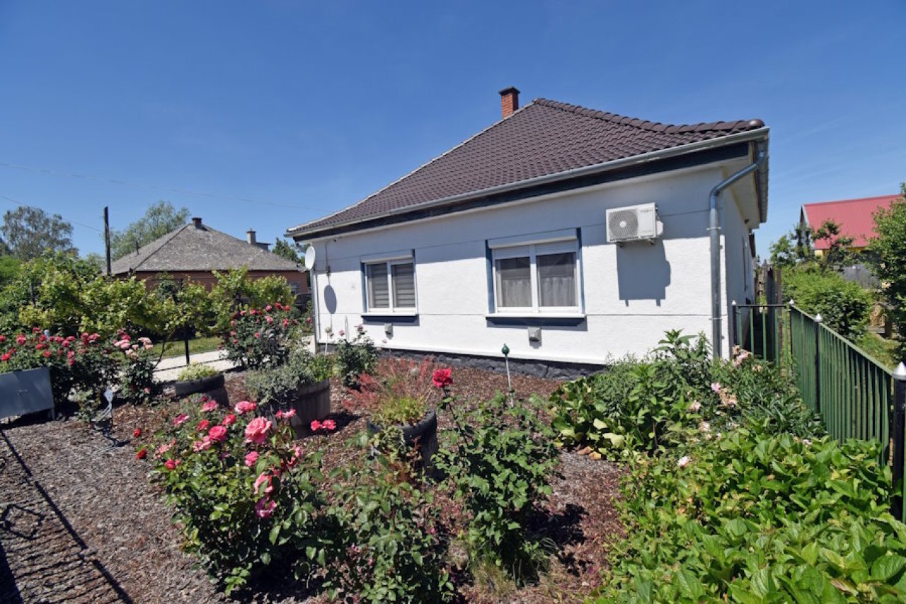 (BAA) Renoviertes Einfamilienhaus in ruhiger, naturnaher Lage (FER2040)