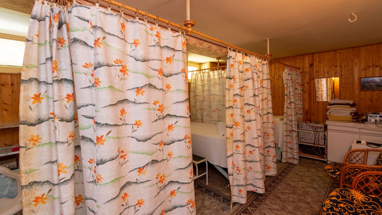 (AAAB) Familienhaus mit Pool in Héviz für Geschäft &amp; Privat geeignet (33739-2)