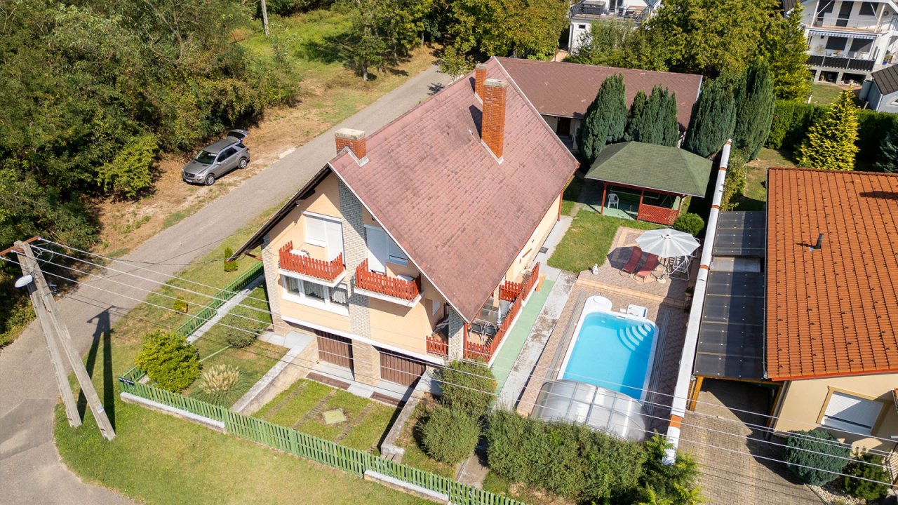 (AAAB) Familienhaus mit Pool in Héviz für Geschäft &amp; Privat geeignet (33739-2)