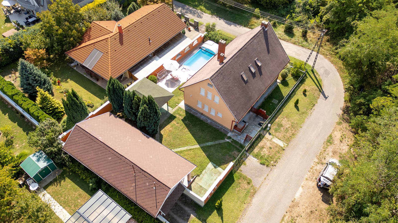 (AAAB) Familienhaus mit Pool in Héviz für Geschäft & Privat geeignet (33739-2)