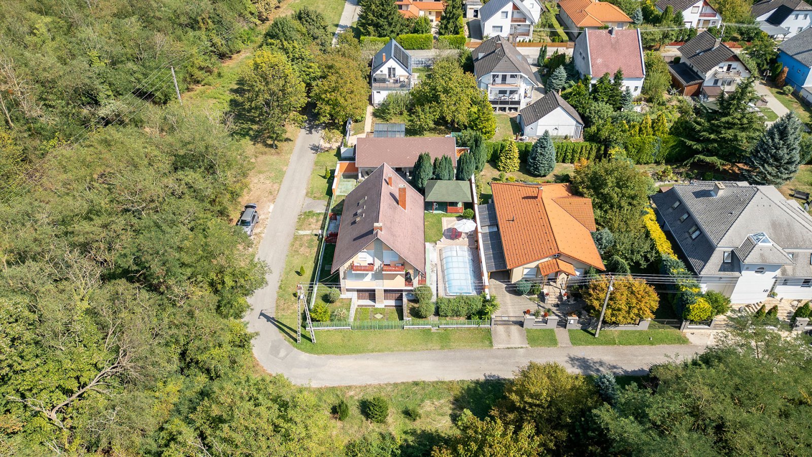 (AAAB) Familienhaus mit Pool in Héviz für Geschäft & Privat geeignet