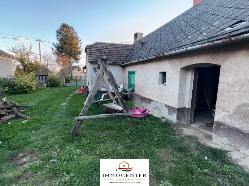 (BCA) Renovierungsbedürftiges Haus in ruhiger Umgebung (KK0204)