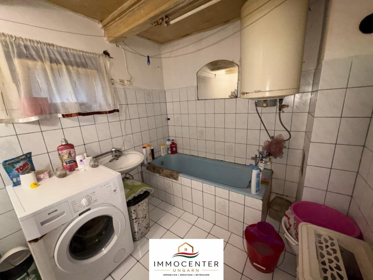 (BCA) Renovierungsbedürftiges  Haus in ruhiger Umgebung (KK0204)