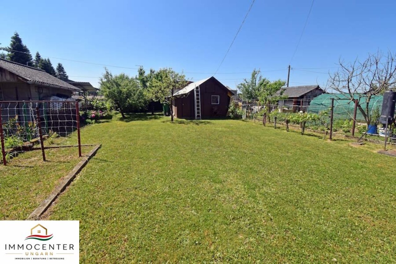 (BBA) Reihenhaus in Lenti in ruhiger Straße 1.200 m vom Thermalbad (FER0415)