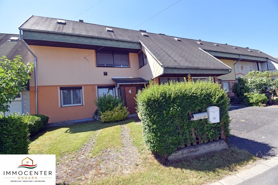 (BBA) Reihenhaus in Lenti in ruhiger Straße 1.200 m vom Thermalbad
