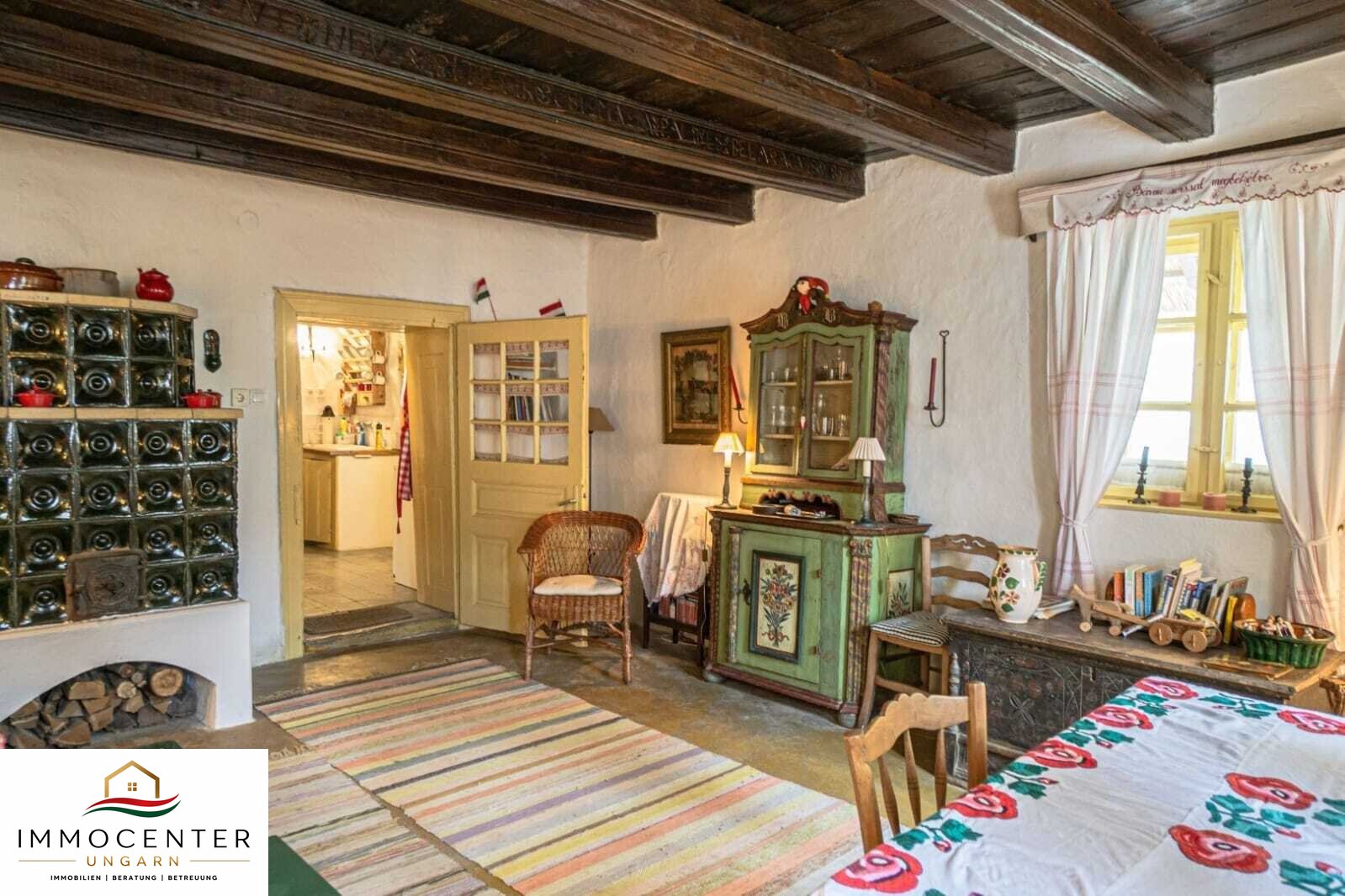 (BAA) Authentisches Familienhaus mit Reetdach in ausgezeichnetem Zustand (FHA003)