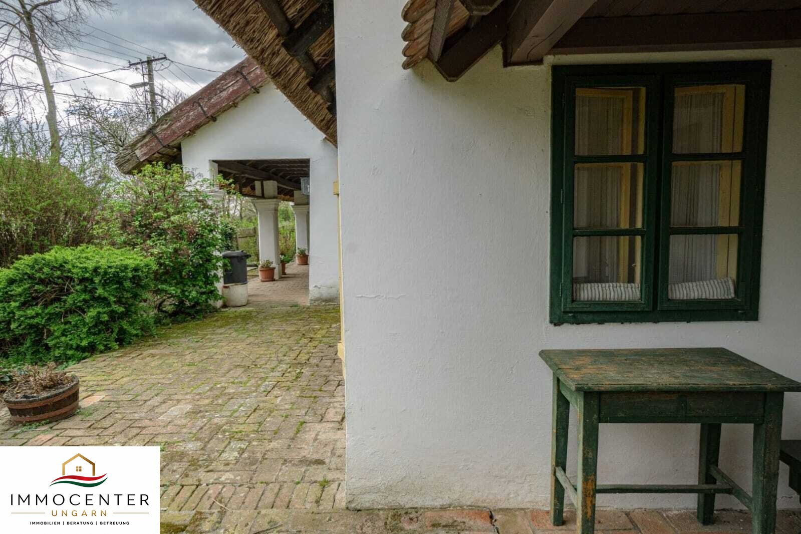 (BAA) Authentisches Familienhaus mit Reetdach in ausgezeichnetem Zustand (FHA003)