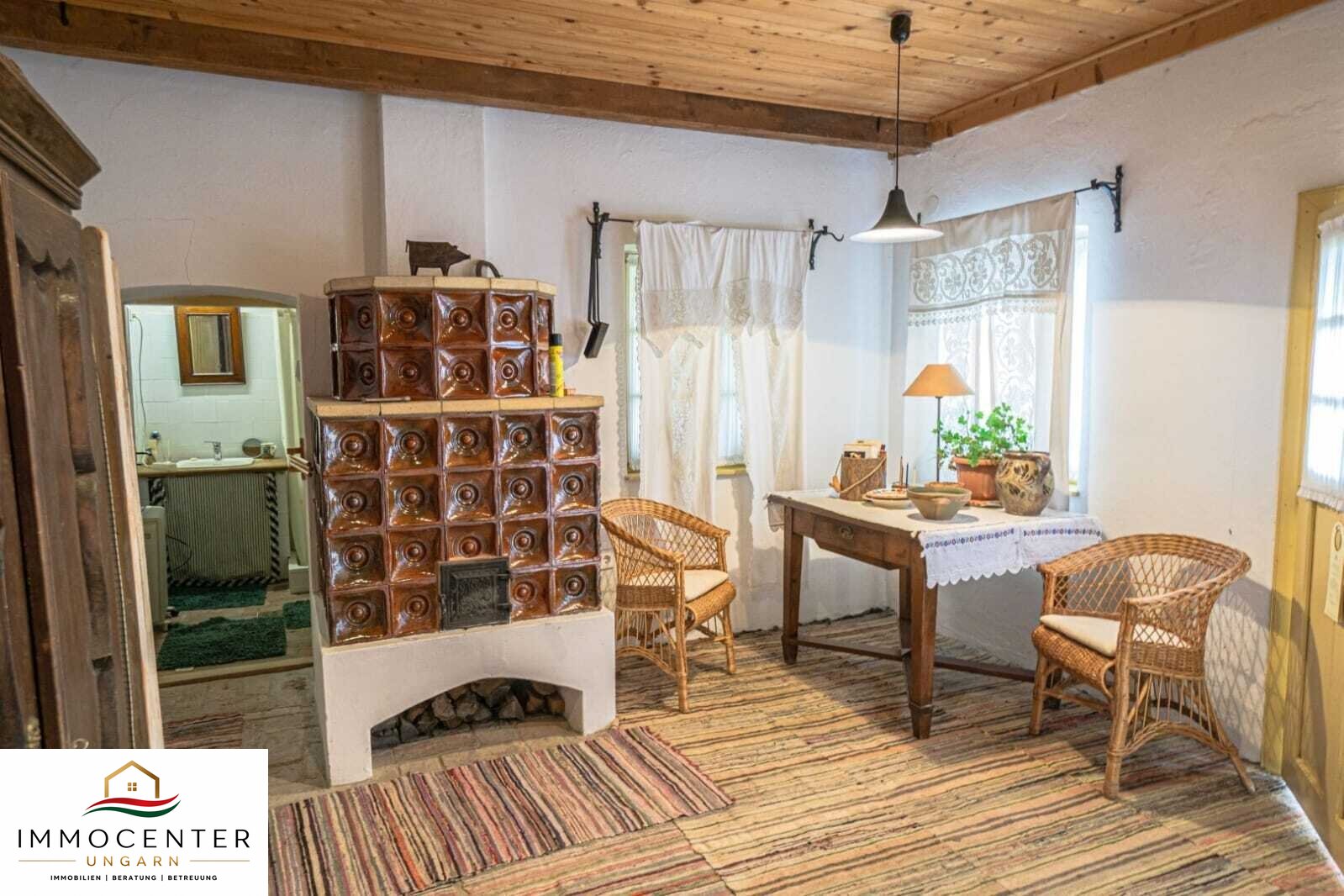 (BAA) Authentisches Familienhaus mit Reetdach in ausgezeichnetem Zustand (FHA003)