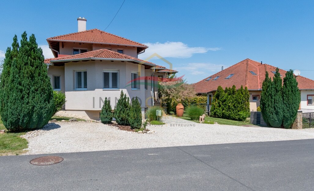 (AAA) Ein tolles Landhaus in excellenter Lage mit Gästezimmer