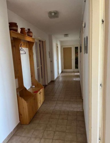 Großzügiges Wohnhaus mit 3 Einheiten, Pool und parkähnlichem Garten (CM225)