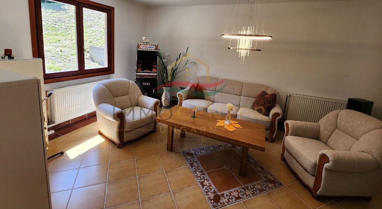 (AAA) Renoviertes Einfamilienhaus bei Héviz mit Wald (33635)