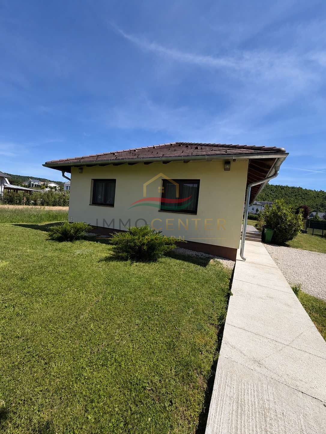(AAA) Energieeffizienter Bungalow in ruhiger Wohngegend
