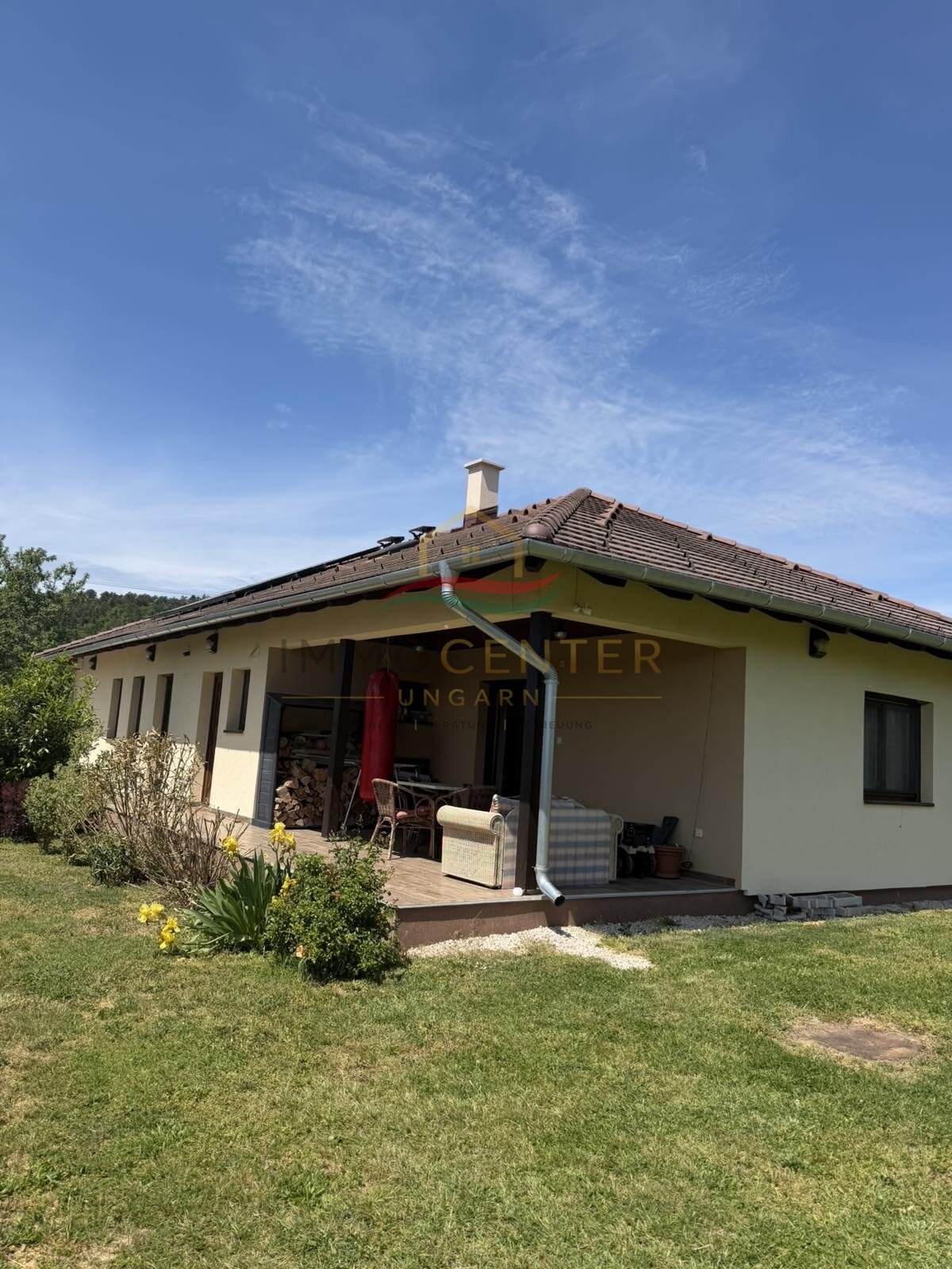 (AAA) Energieeffizienter Bungalow in ruhiger Wohngegend