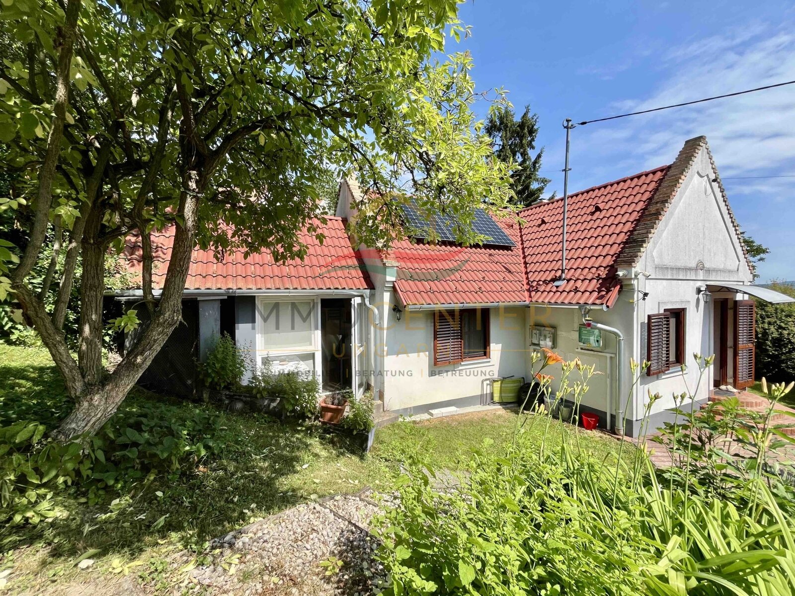 (AAA) Renoviertes Bauernhaus am Nordufer des Balatons