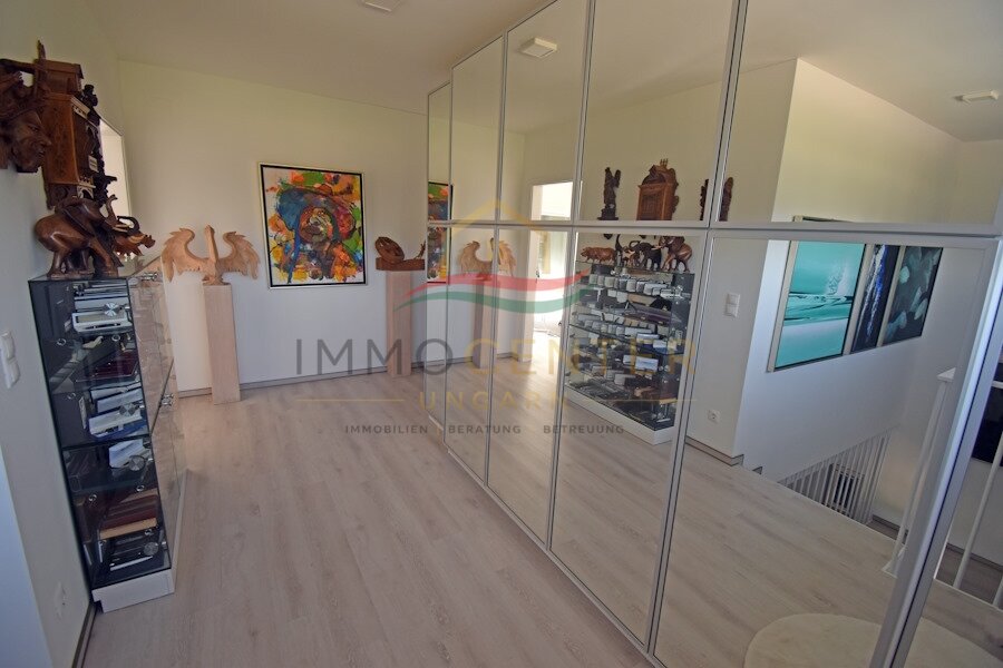 (AAA) Exklusives Haus fantastischem Panorama,Thermalbad-Nähe (FER0617)