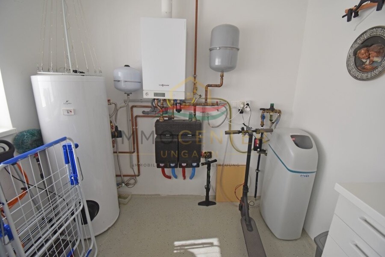 (AAA) Exklusives Haus fantastischem Panorama,Thermalbad-Nähe (FER0617)
