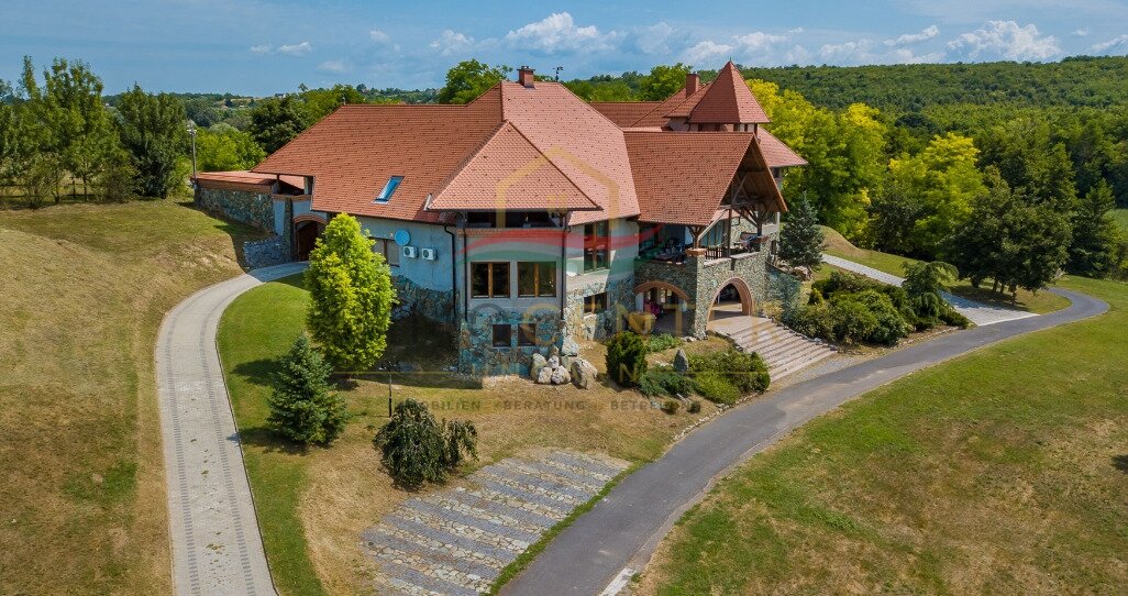 (AAA) Exklusives Reitanwesen mit Panoramablick nahe Siófok am Balaton (44059)