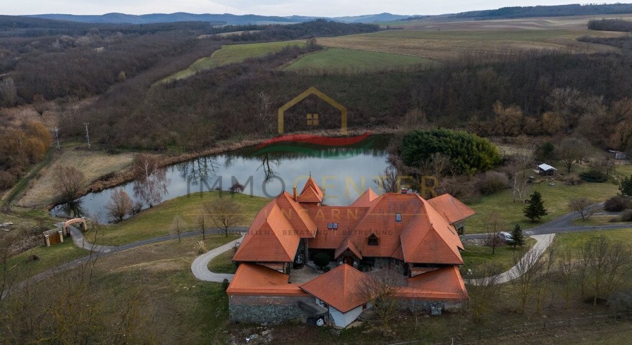 (AAA) Exklusives Reitanwesen mit Panoramablick nahe Siófok am Balaton (44059)