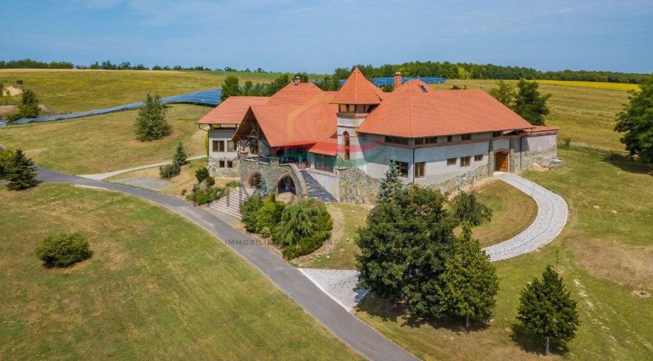 (AAA) Exklusives Reitanwesen mit Panoramablick nahe Siófok am Balaton (44059)