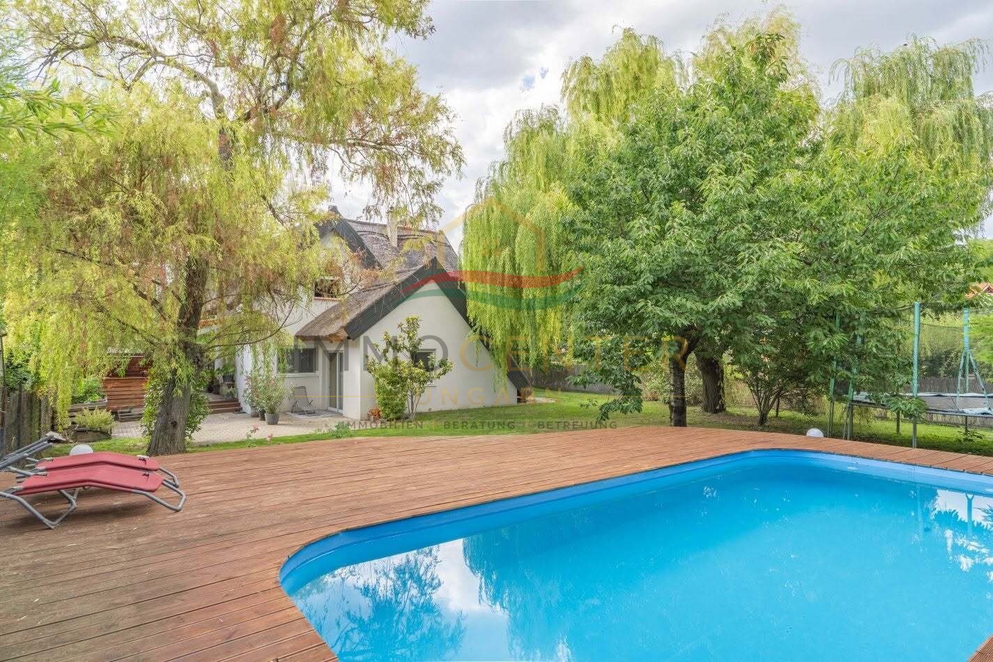 (AAA) Stimmungsvolles, modernes Traumhaus mit Pool in der Nähe des Sees