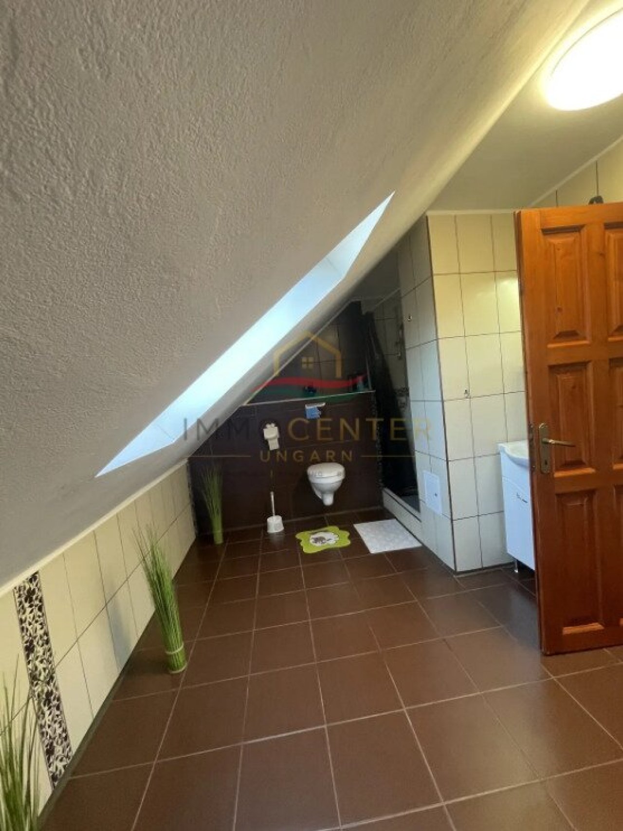 (BAA) Großes Landhaus in ruhiger Lage bietet vielfältige Nutzungsmöglichkeiten (KK9078)