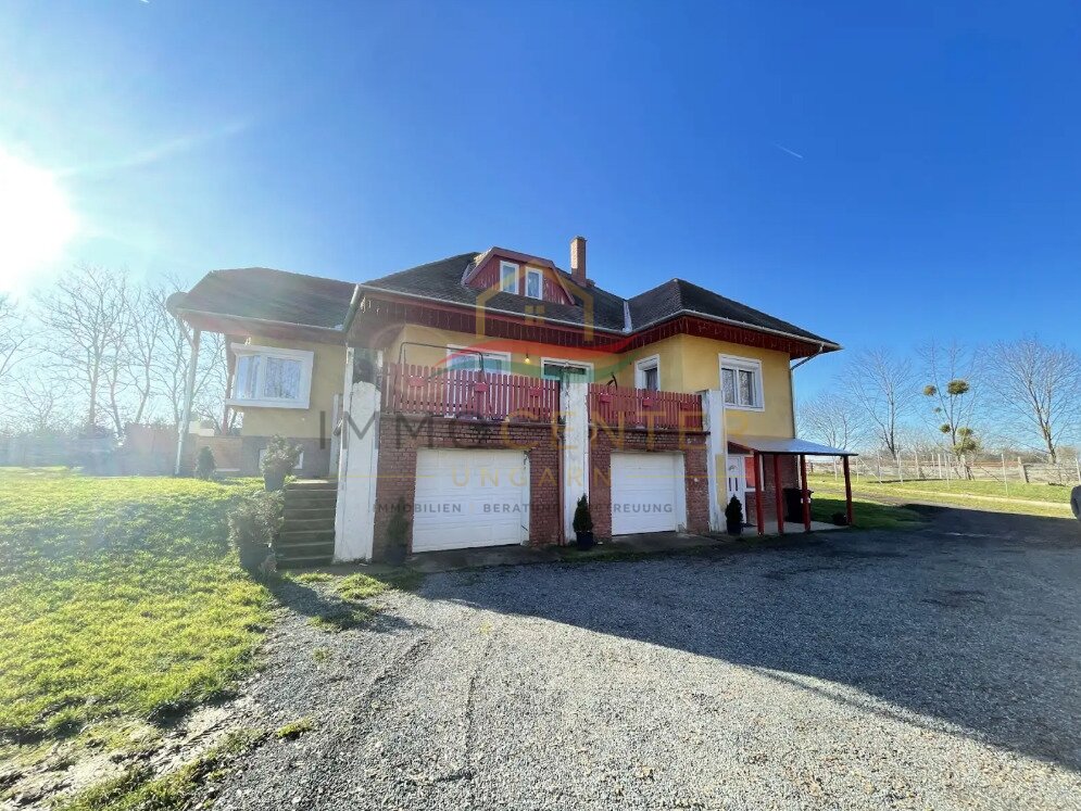 (BAA) Großes Landhaus in ruhiger Lage bietet vielfältige Nutzungsmöglichkeiten (KK9078)