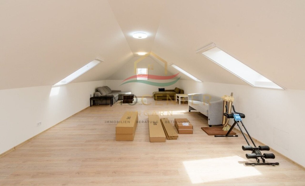 (AAA) Neu erbautes, exklusives Einfamilienhaus (33714)