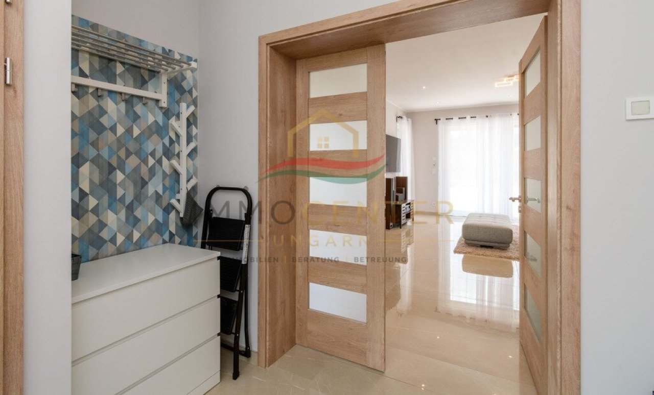 (AAA) Neu erbautes, exklusives Einfamilienhaus (33714)